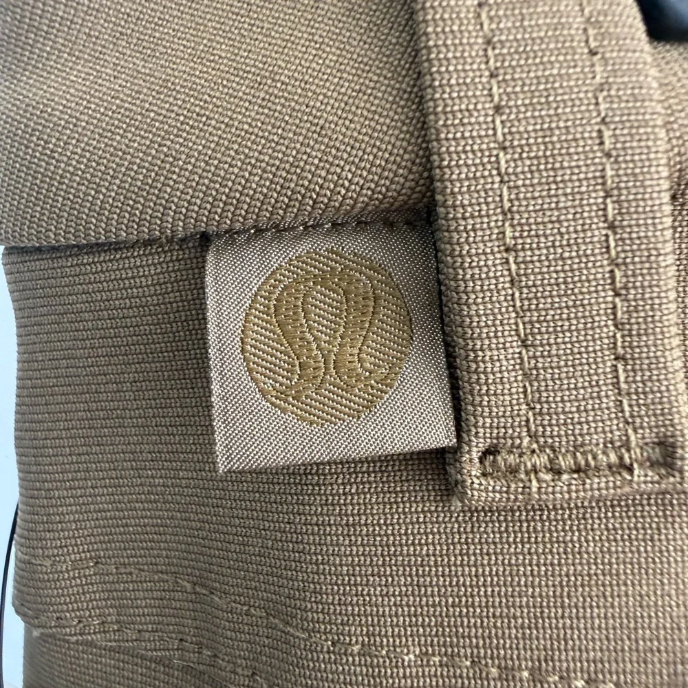 lululemon athletica Men's Slim Chino Pants in Tan